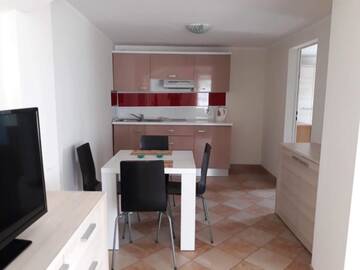 Фото номера Апартаменты - 1-й этаж Проживание в семье 4 Pory Roku Apartamenty Domki Pokoje г. Nadole 4